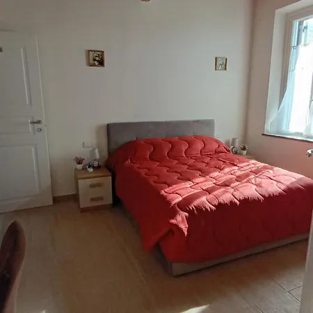 Casa *